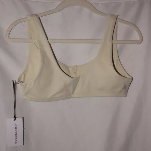 NWT WeWoreWhat Snap Sports Bra Size M